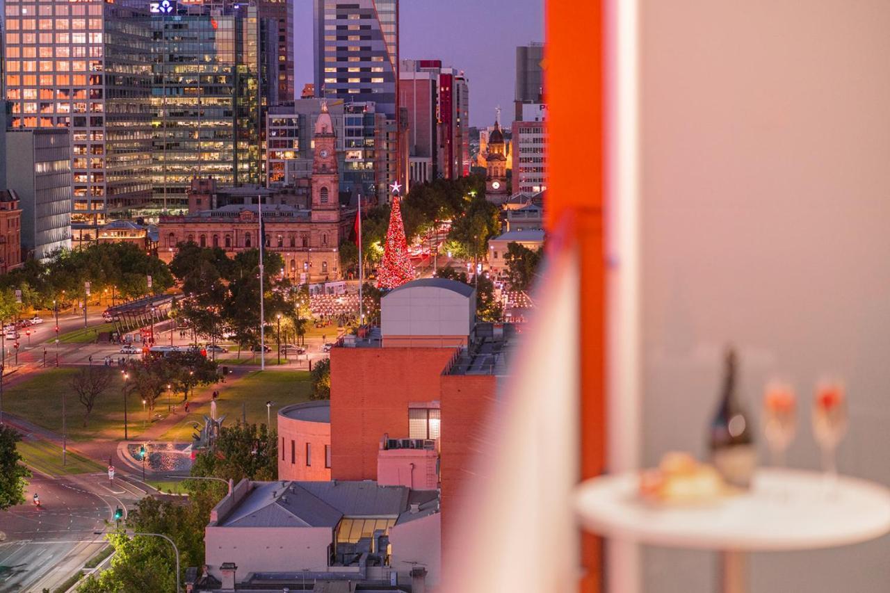 Toms Court Hotel Adelaide Exteriör bild