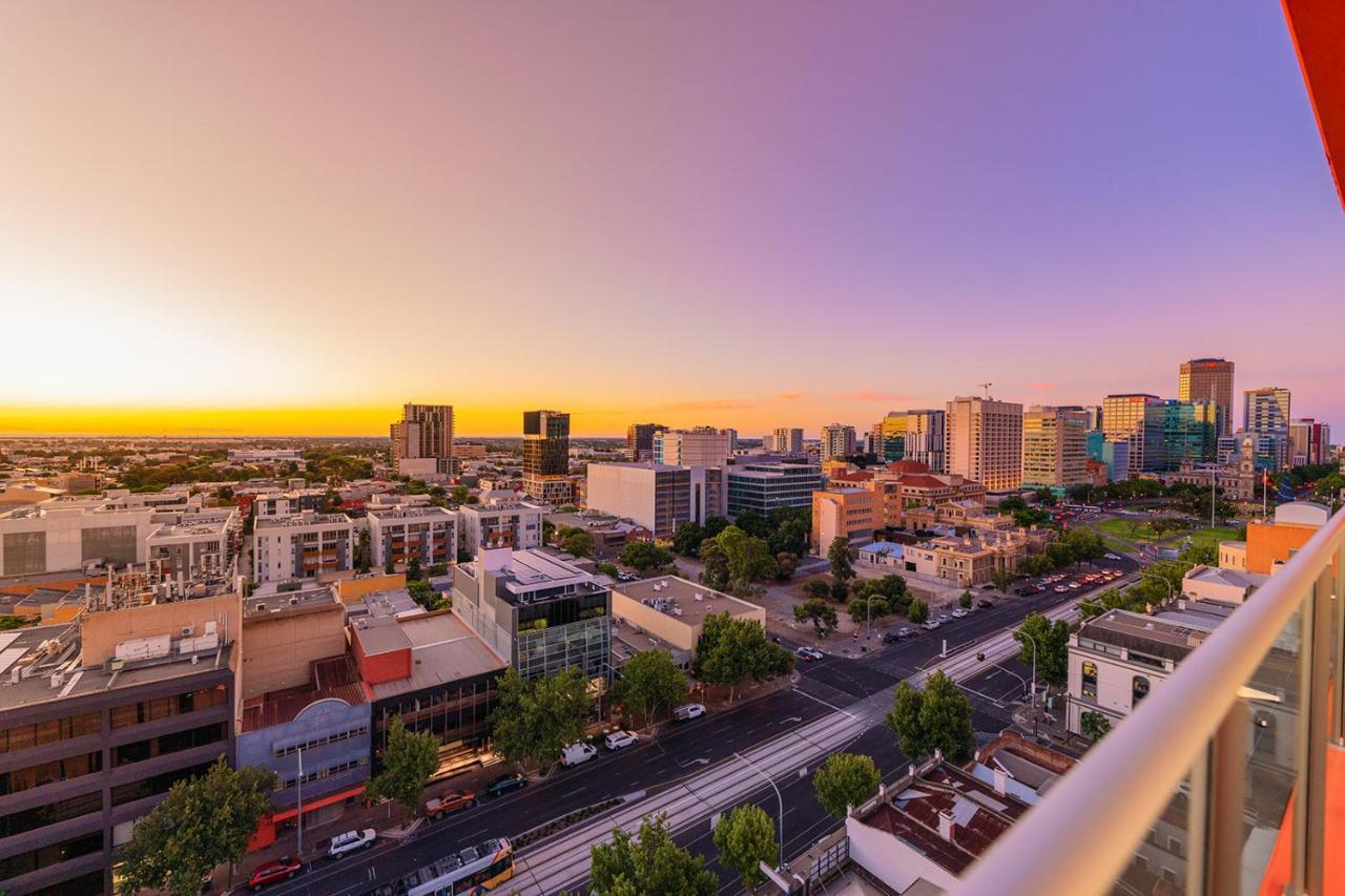 Toms Court Hotel Adelaide Exteriör bild